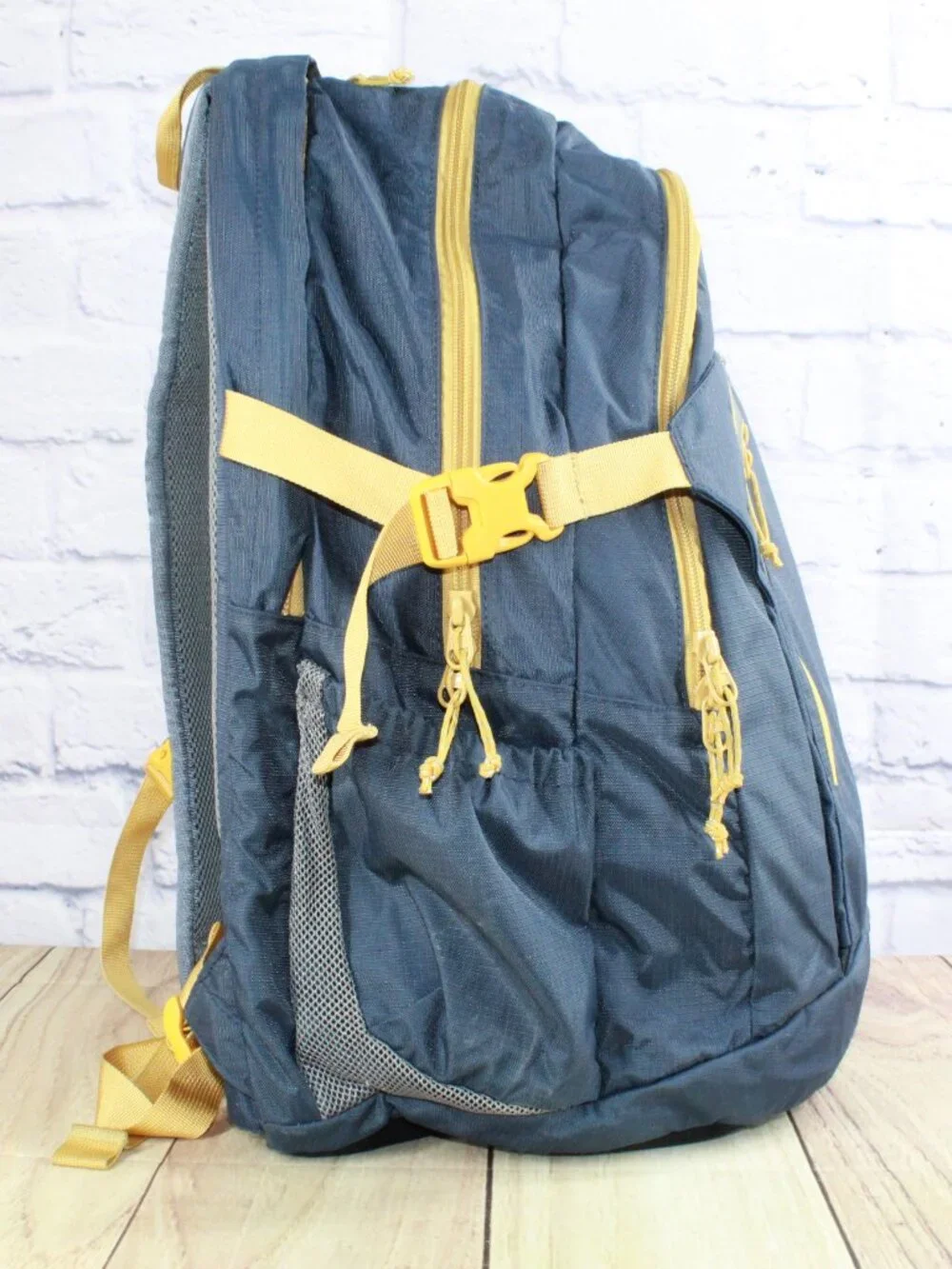 LL Bean Unisex Navy Adult Comfort Carry Portable Locker Pack 42L Hiking Backpack